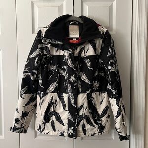 Roxy Women's Black and Cream Floral Ski Jacket Size Small